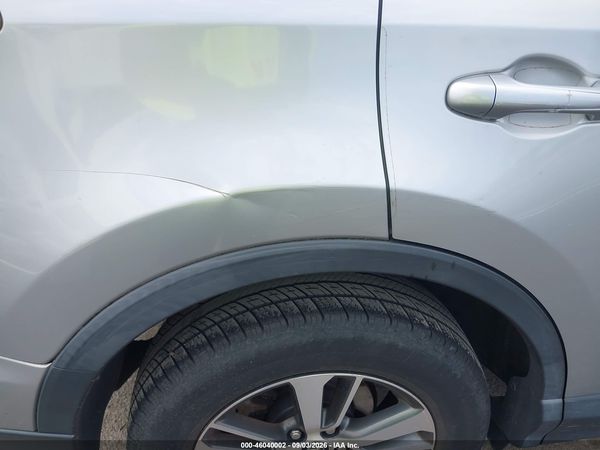2018 TOYOTA RAV4 XLE — I152