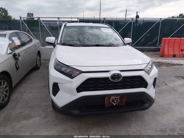 2019 TOYOTA RAV4 LE — I115