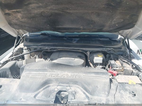 2022 RAM 2500 TRADESMAN  4X4 8' BOX — I10