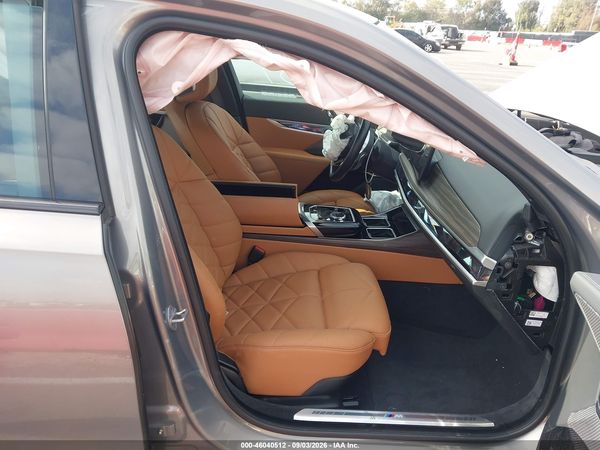 2023 BMW 740 I — I5