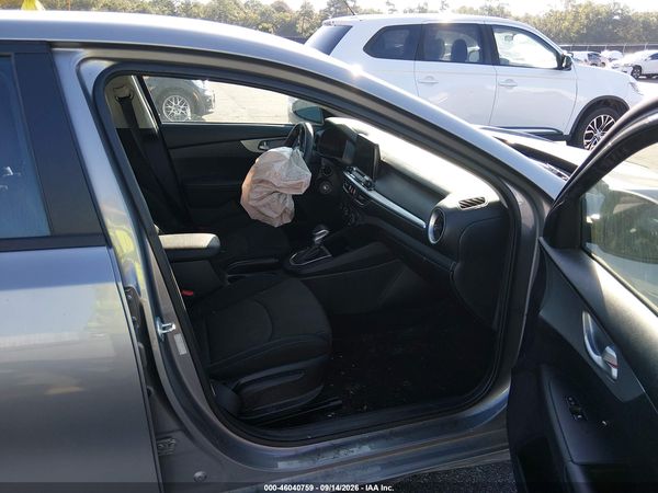 2023 KIA FORTE LXS — I5