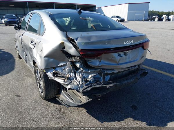 2023 KIA FORTE LXS — I72