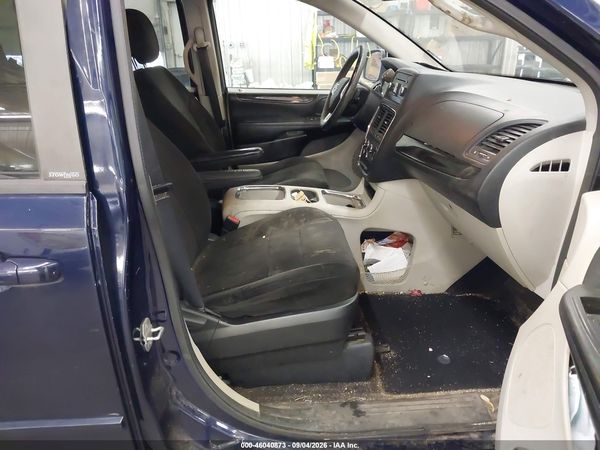 2013 DODGE GRAND CARAVAN SXT — I5
