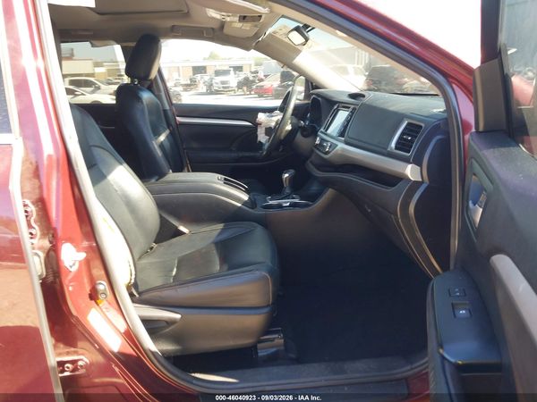 2016 TOYOTA HIGHLANDER XLE V6 — I5