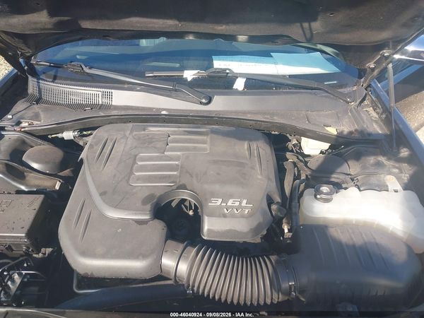 2014 CHRYSLER 300 300S — I10