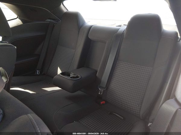 2019 DODGE CHALLENGER SXT — I8