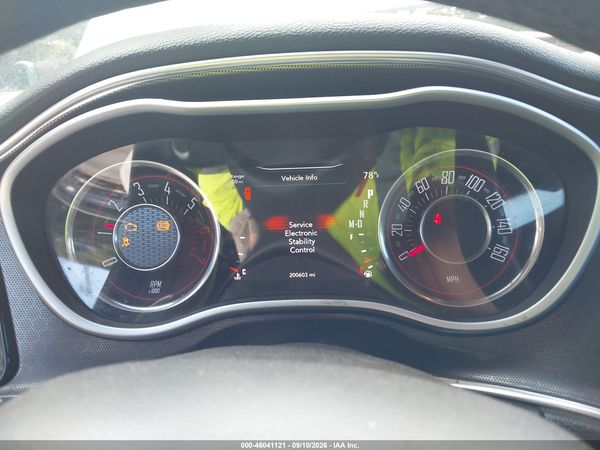 2015 DODGE CHALLENGER R/T PLUS — I7
