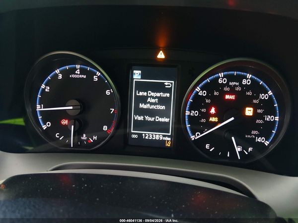 2017 TOYOTA RAV4 LE — I7