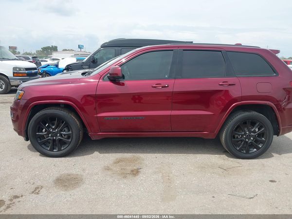 2017 JEEP GRAND CHEROKEE ALTITUDE 4X2