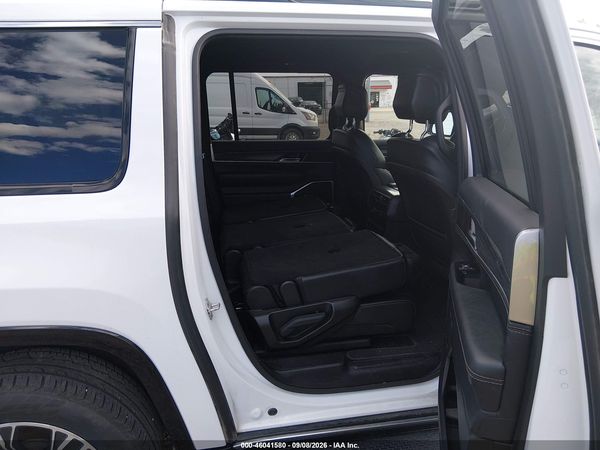 2024 JEEP WAGONEER L SERIES II 4X4