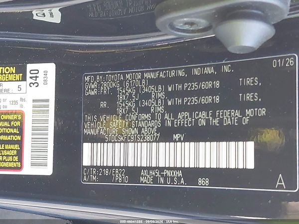 2026 TOYOTA SIENNA WOODLAND EDITION — I9