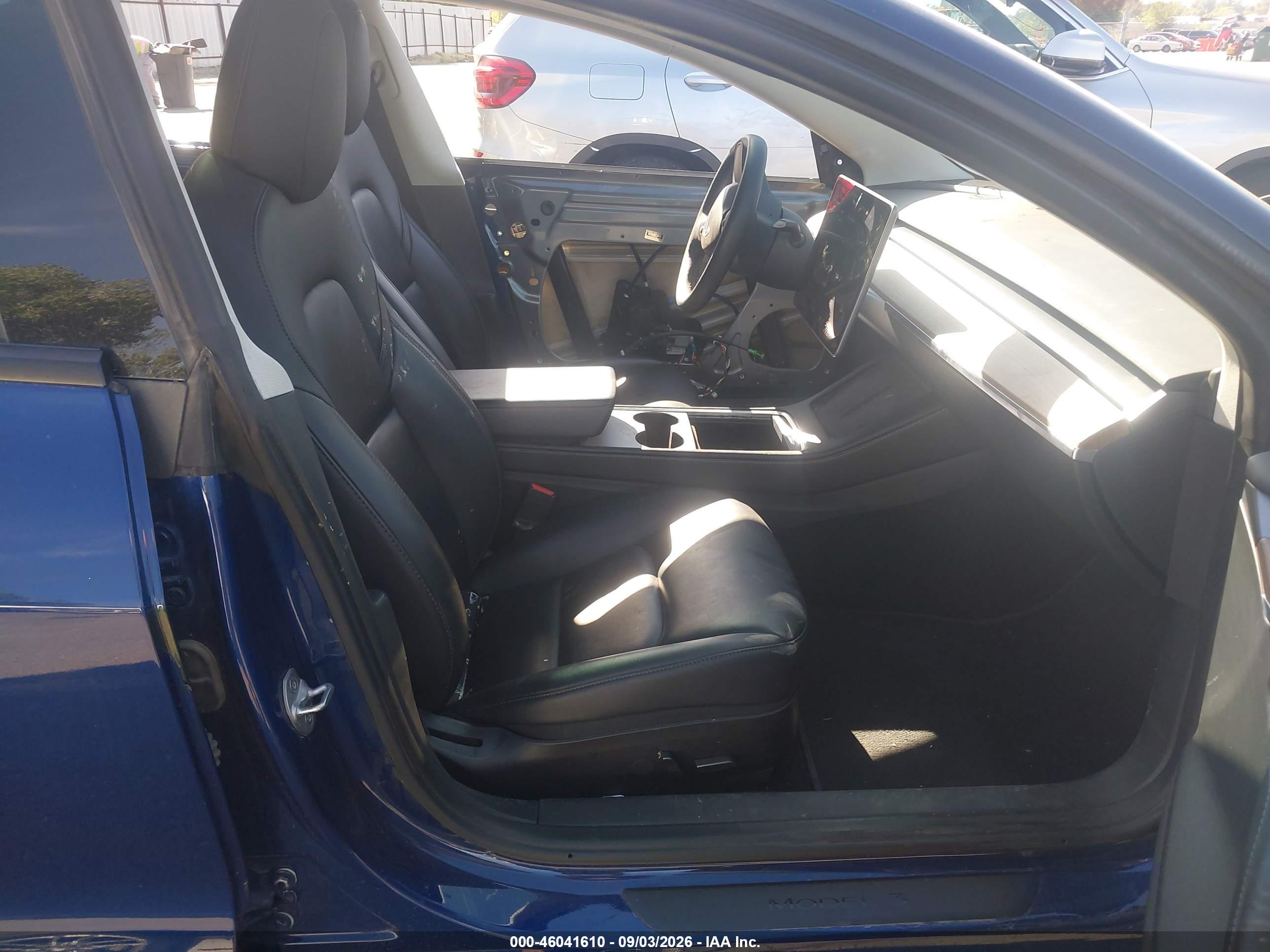 2022 TESLA MODEL 3 — I5