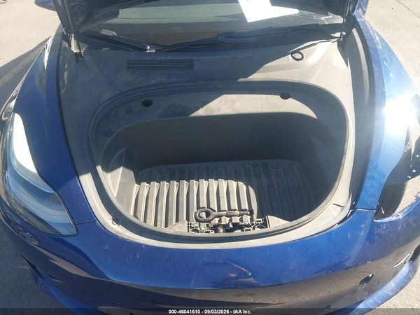 2022 TESLA MODEL 3 — I10