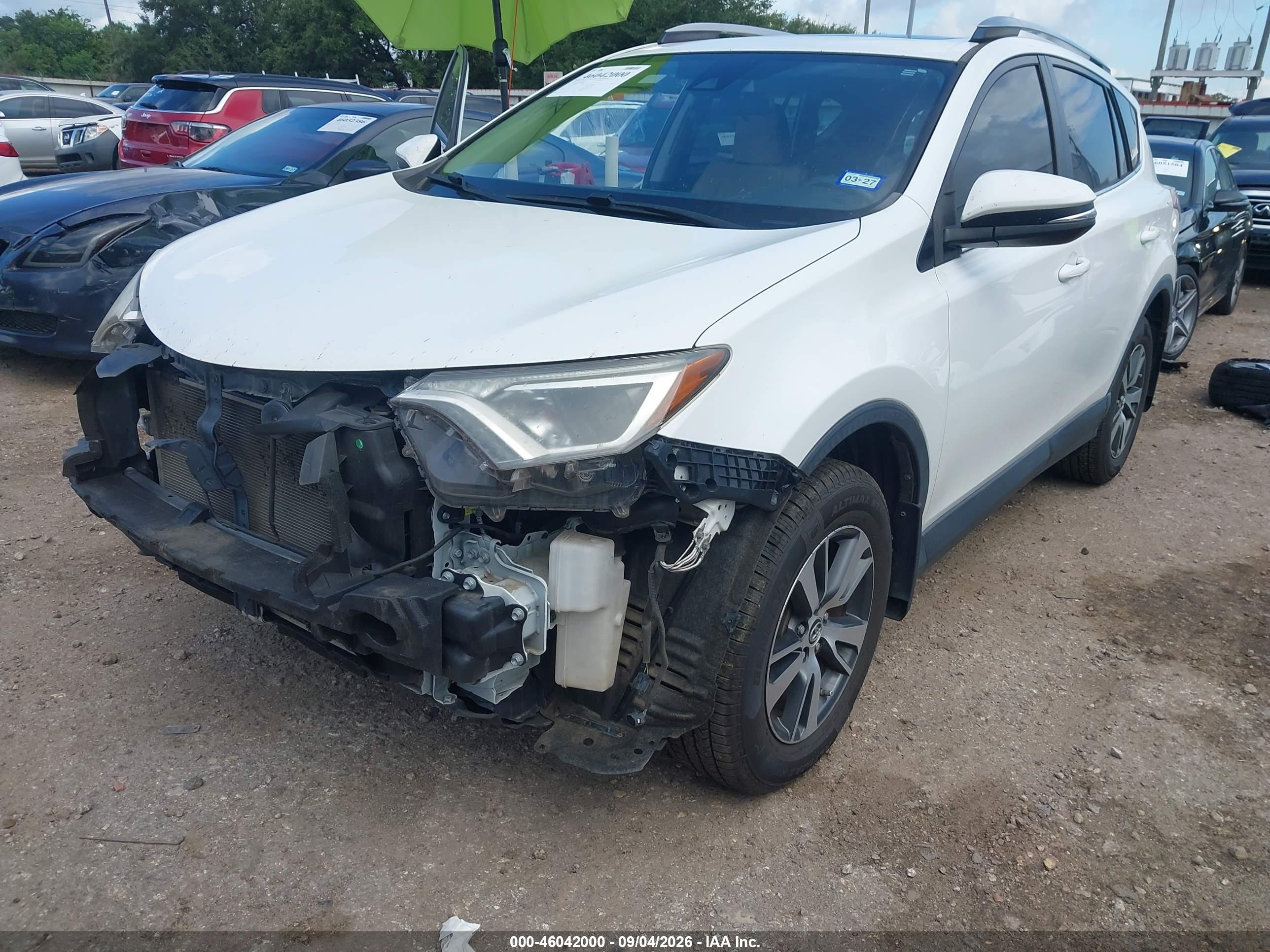 2018 TOYOTA RAV4 XLE — I2