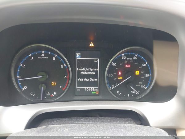 2018 TOYOTA RAV4 XLE — I7