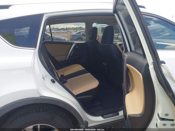 2018 TOYOTA RAV4 XLE — I8
