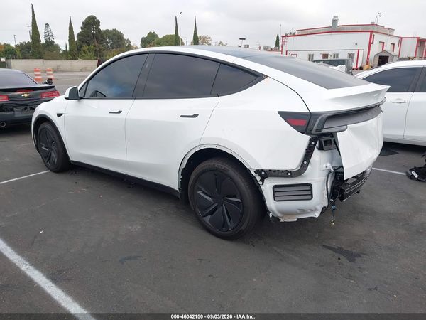 2026 TESLA MODEL Y — I3