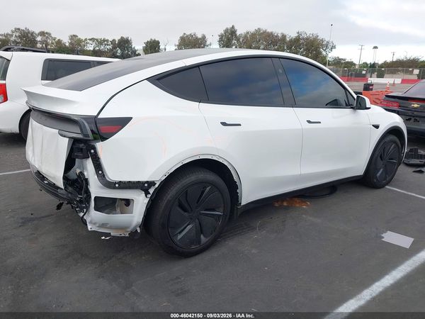2026 TESLA MODEL Y — I4