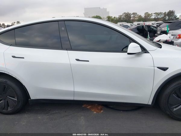 2026 TESLA MODEL Y — I116