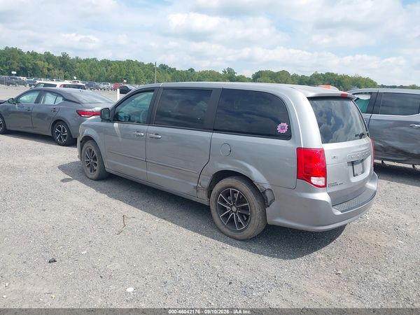 2015 DODGE GRAND CARAVAN SE — I3