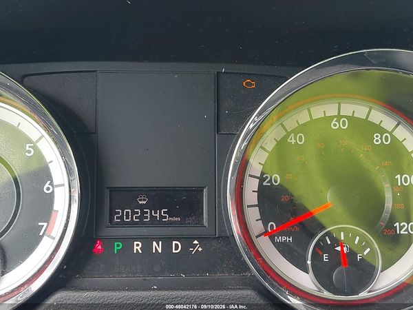 2015 DODGE GRAND CARAVAN SE — I7