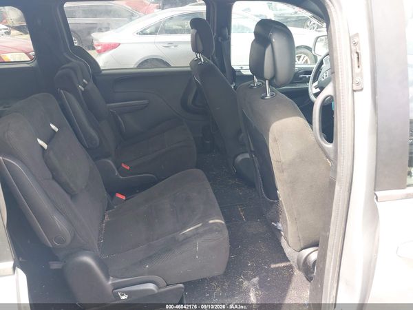 2015 DODGE GRAND CARAVAN SE — I8