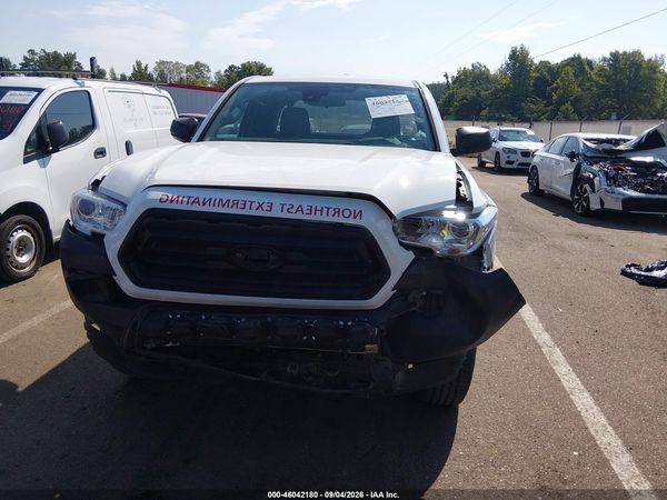 2022 TOYOTA TACOMA SR — I152
