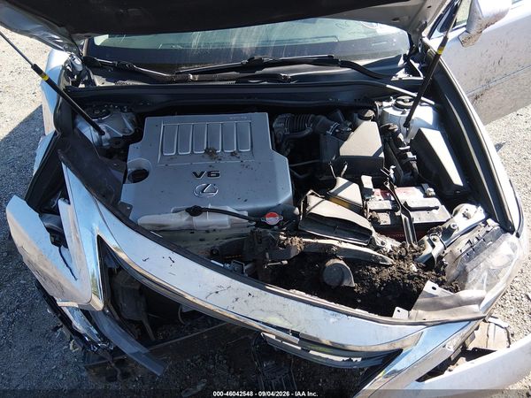 2016 LEXUS ES 350 — I10