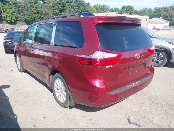 2015 TOYOTA SIENNA XLE 7 PASSENGER — I3