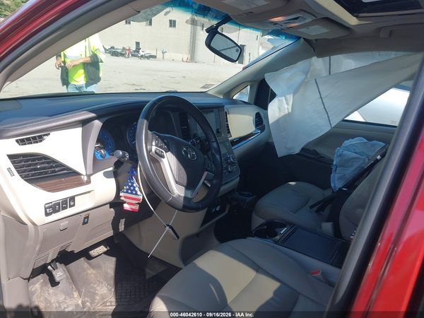 2015 TOYOTA SIENNA XLE 7 PASSENGER — I5