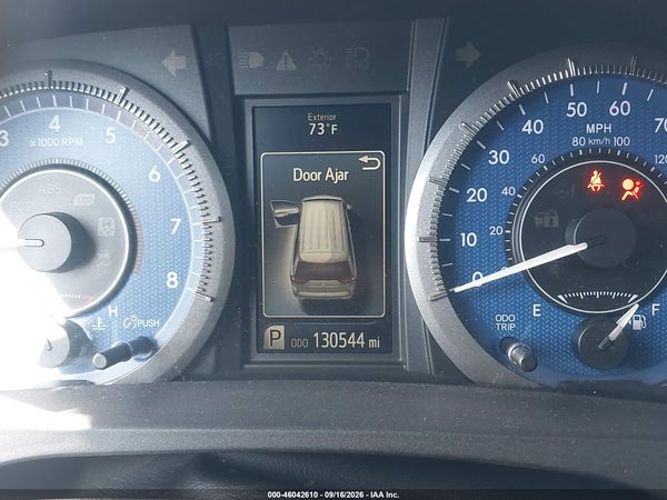 2015 TOYOTA SIENNA XLE 7 PASSENGER — I118