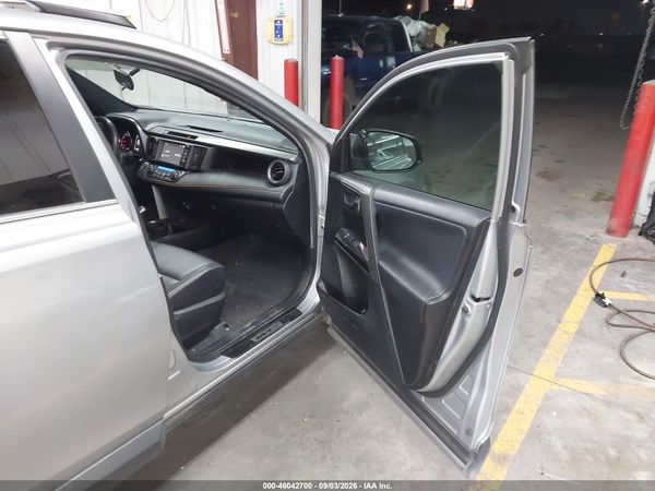 2016 TOYOTA RAV4 SE — I5