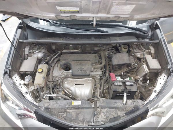2016 TOYOTA RAV4 SE — I10