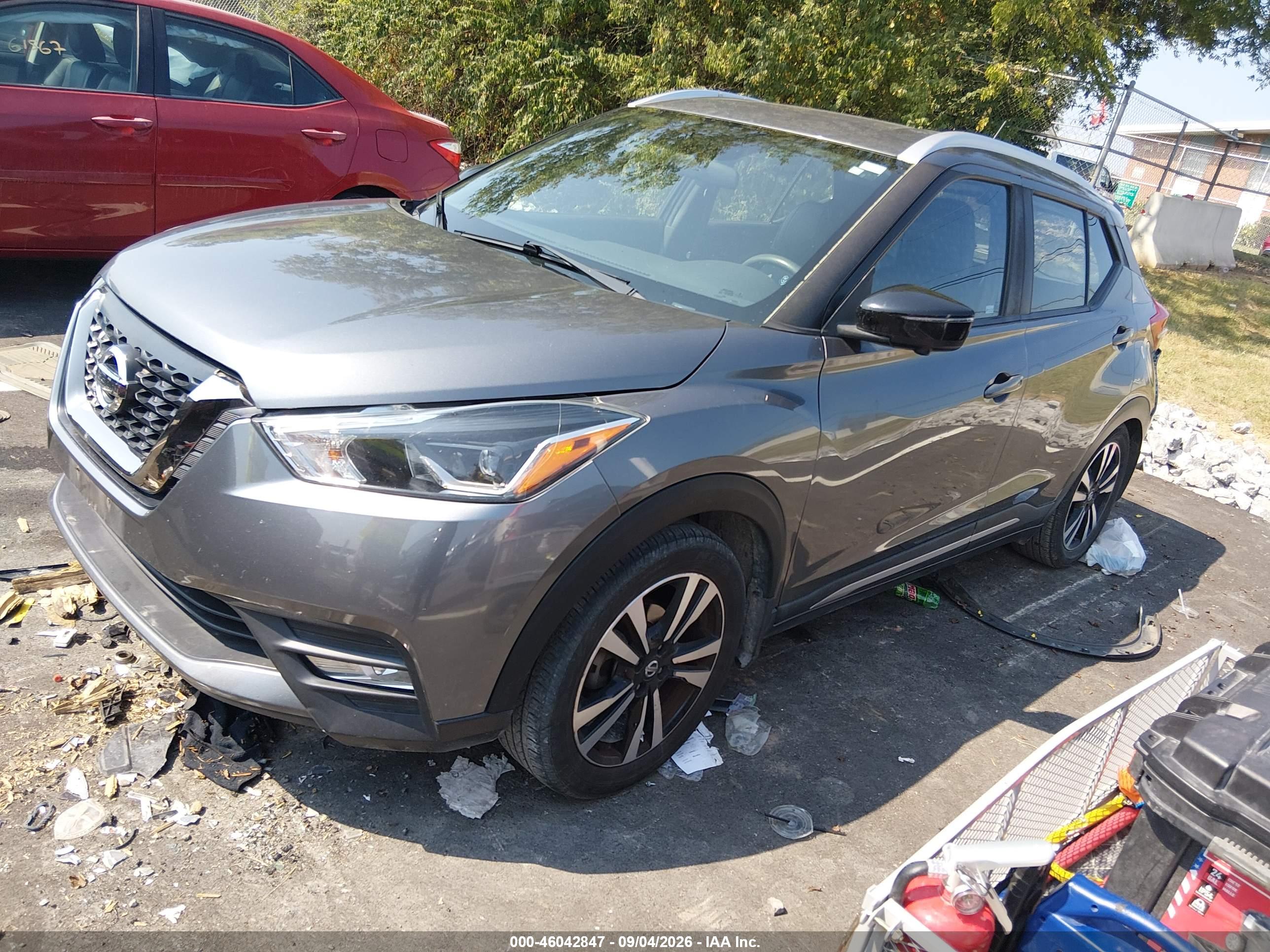 2018 NISSAN KICKS SR — I2