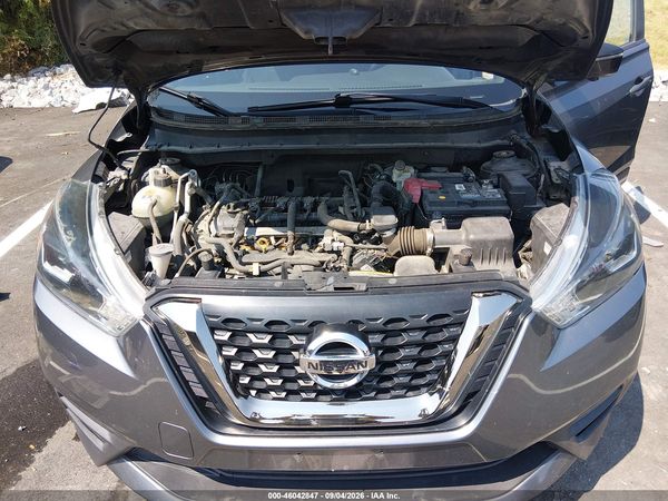 2018 NISSAN KICKS SR — I10