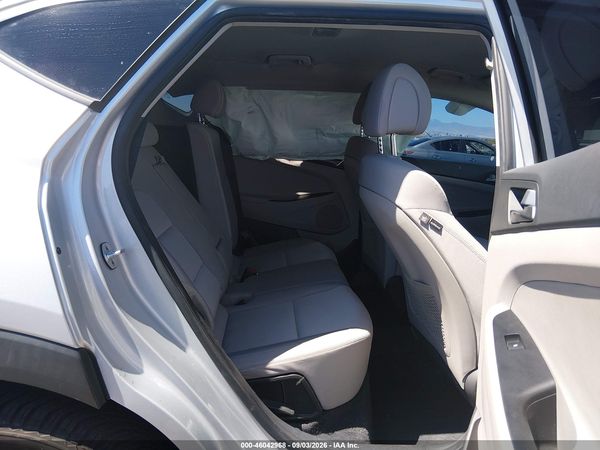 2017 HYUNDAI TUCSON SPORT — I8