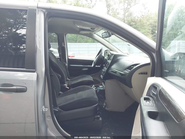 2019 DODGE GRAND CARAVAN SE