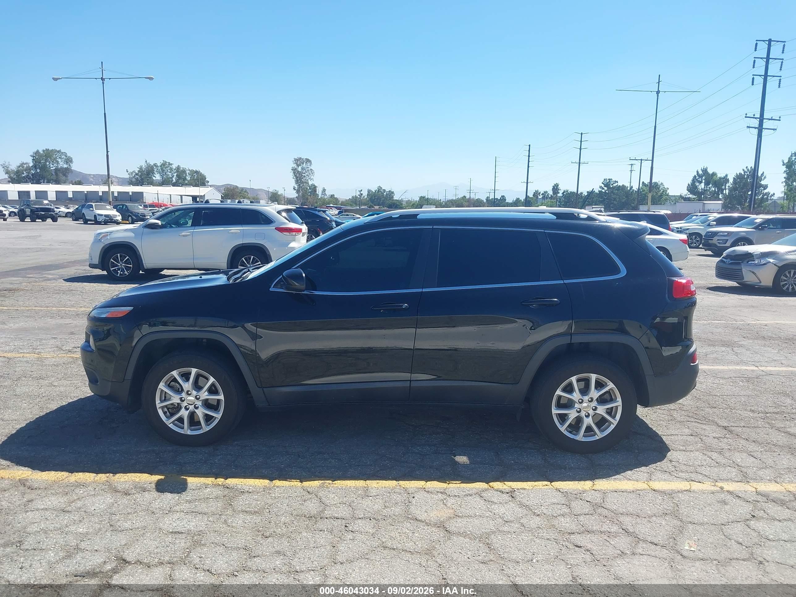 2018 JEEP CHEROKEE LATITUDE FWD