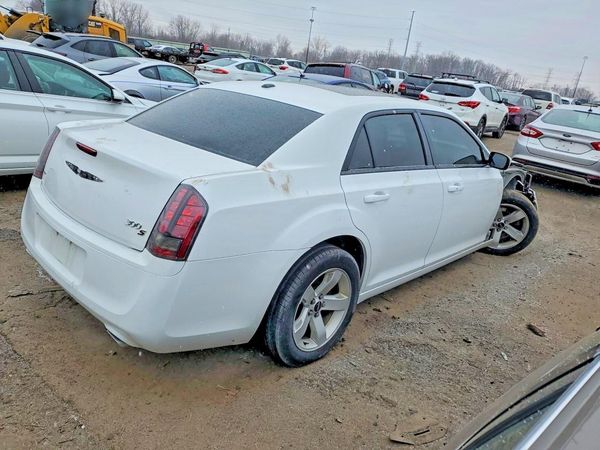 2014 CHRYSLER 300