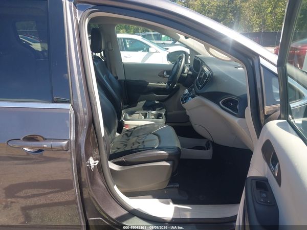 2021 CHRYSLER VOYAGER LXI — I5