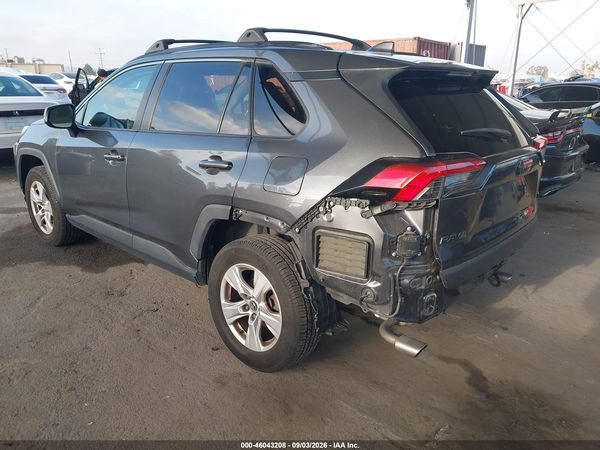 2019 TOYOTA RAV4 XLE — I3