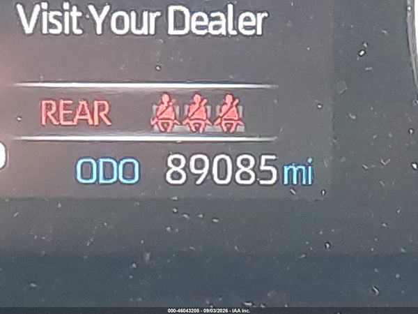 2019 TOYOTA RAV4 XLE — I118