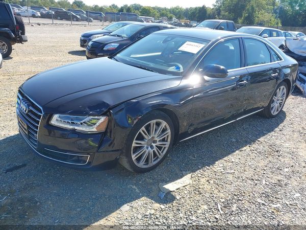 2015 AUDI A8 — I2