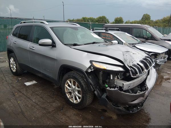 2017 JEEP CHEROKEE LATITUDE 4X4 — I1