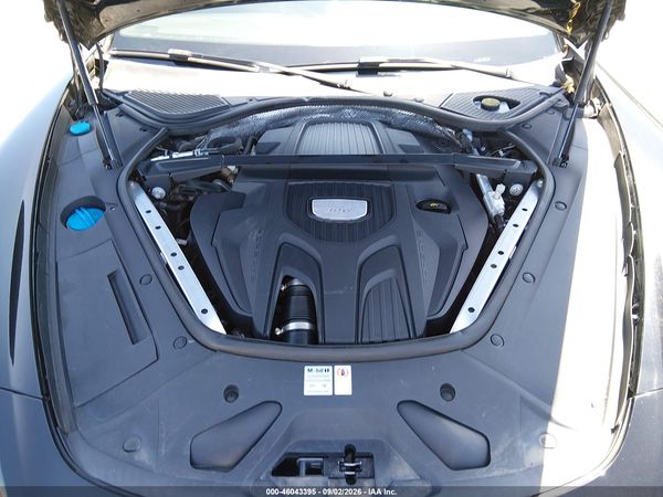 2018 PORSCHE PANAMERA 4