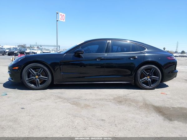 2018 PORSCHE PANAMERA 4