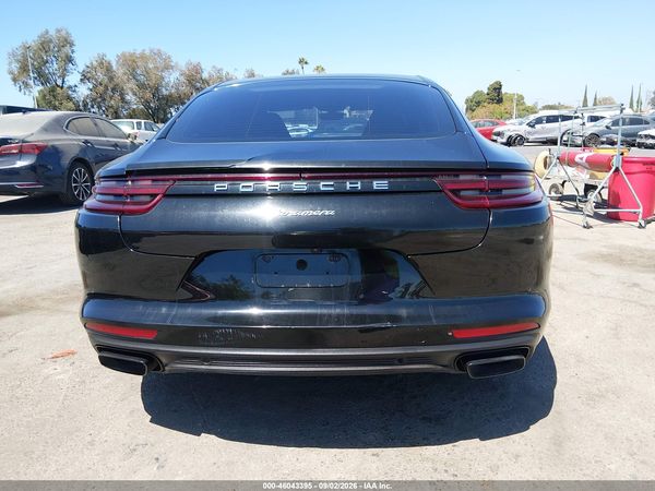 2018 PORSCHE PANAMERA 4