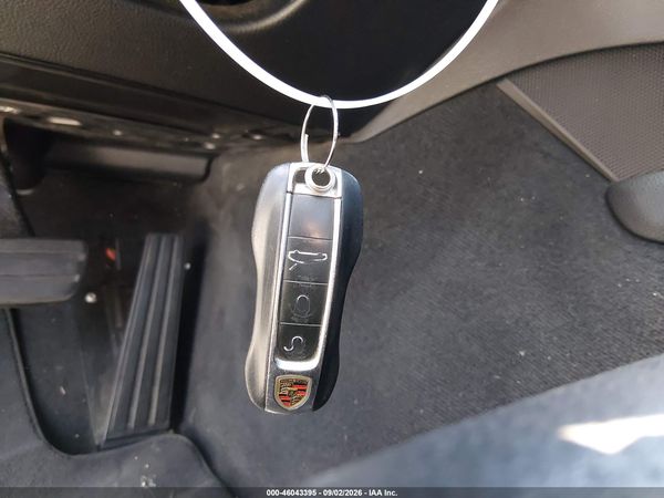 2018 PORSCHE PANAMERA 4