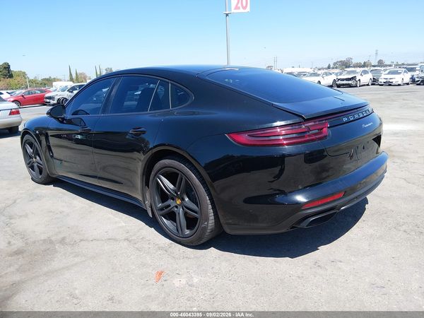 2018 PORSCHE PANAMERA 4