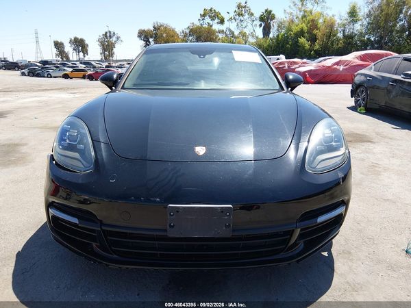 2018 PORSCHE PANAMERA 4